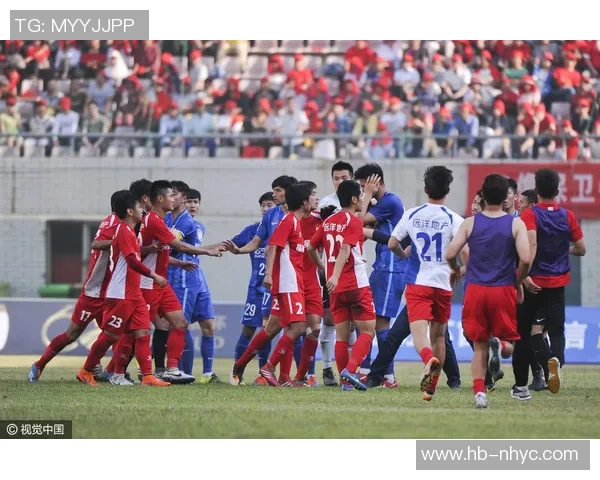 武汉网球队在钻石联赛中的默契配合展现出强大团队实力与竞技风采 武汉网球队在钻石联赛中的默契配合展现出强大团队实力与竞技风采